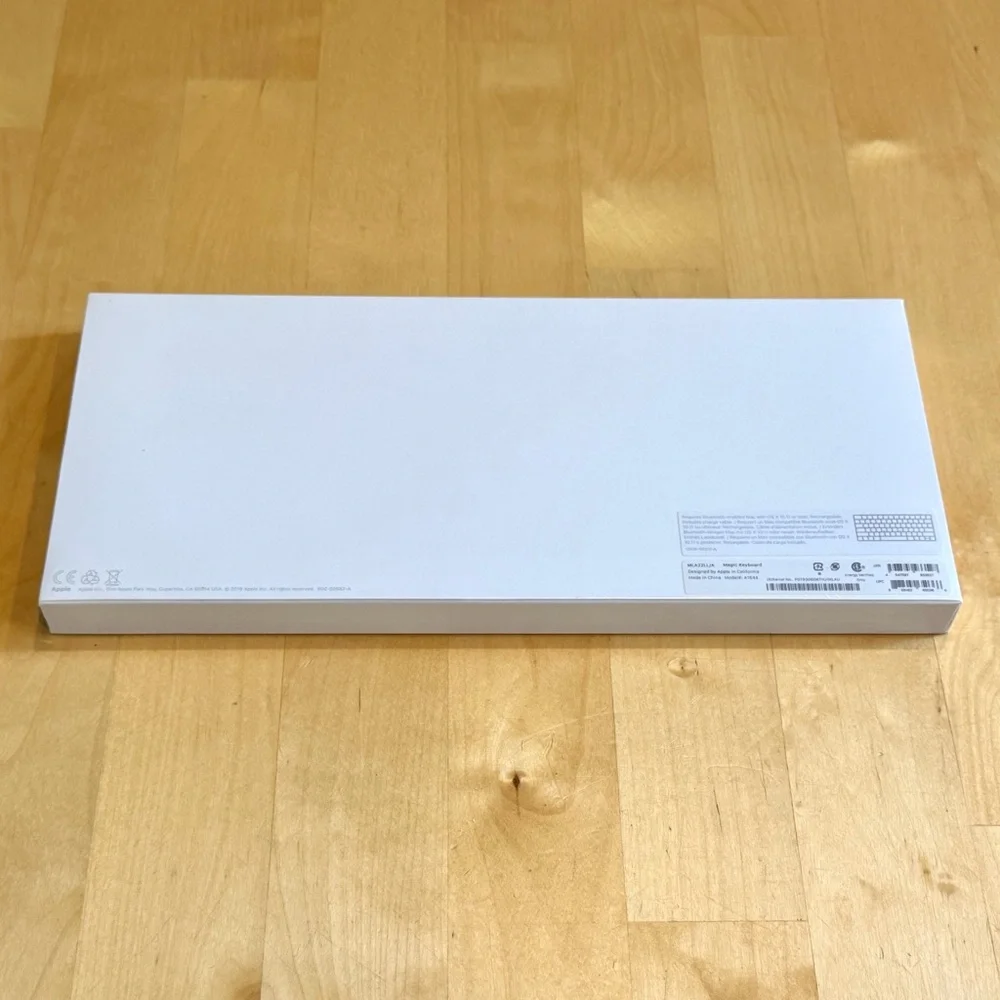 Apple Magic Keyboard in White